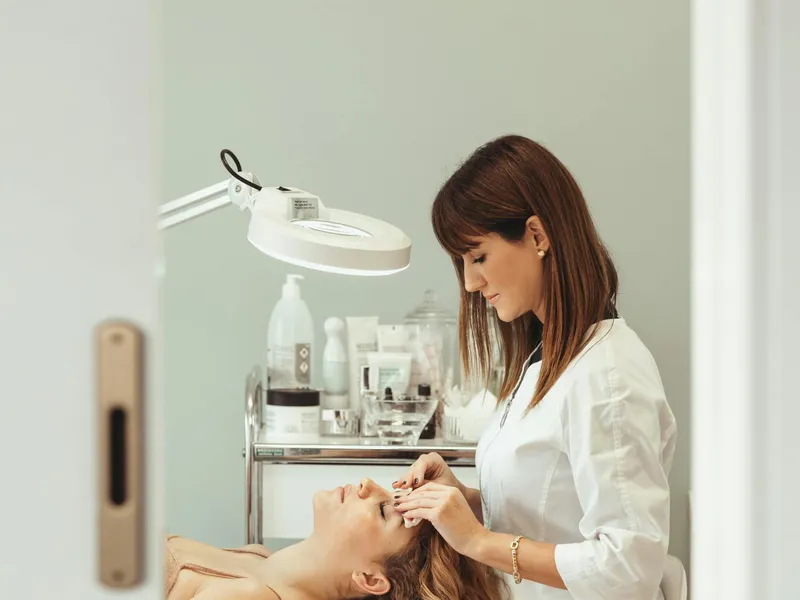 Clinics and Consultations